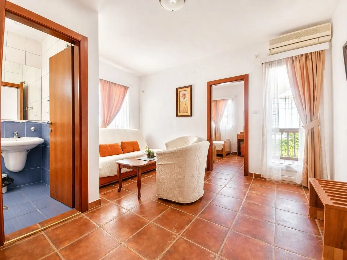 Rent, one bedroom apartment, 40m², Budva, Crna Gora