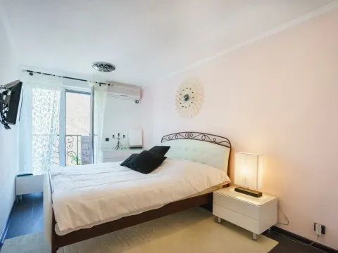 Prodaja, kuća, 300m², Stoliv, Kotor - image 9