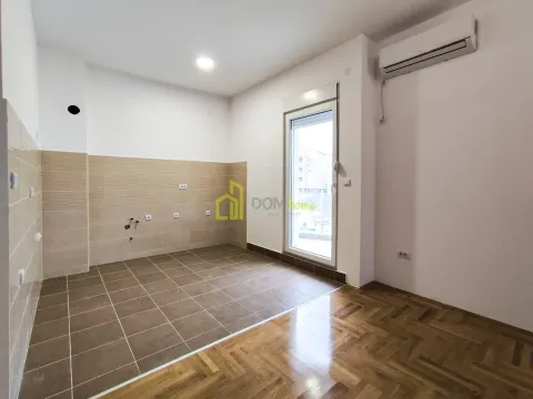Izdavanje, jednosoban stan, 56m², Tivat, Crna Gora - image 7