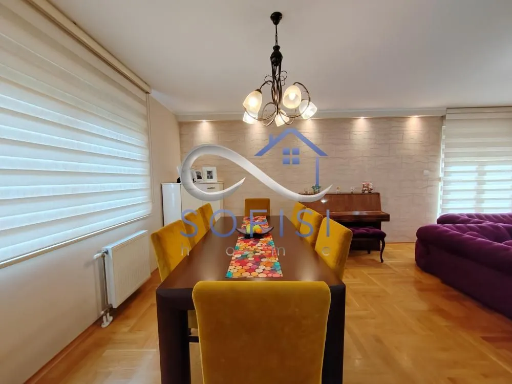 Prodaja, četvorosoban stan, 95m², Grbavica, Novi Sad Sve Podlokacije