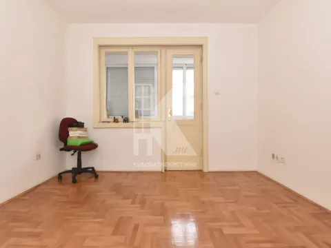 Rent, one bedroom apartment, 40m², Centar, Podgorica - image 2