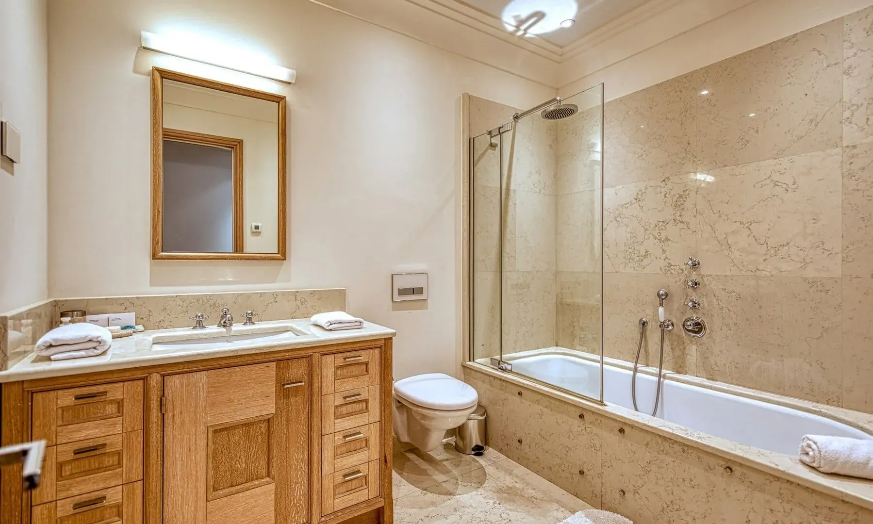 Sale, two bedroom apartment, 138m², Porto Montenegro, Tivat
