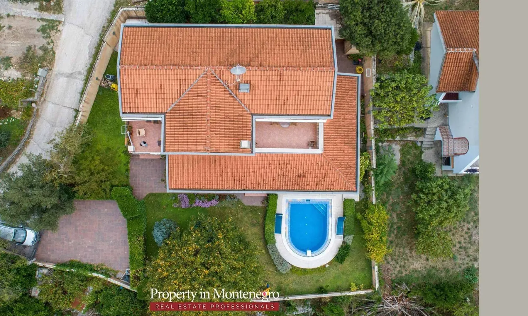 Prodaja, kuća, 303m², Orahovac, Kotor