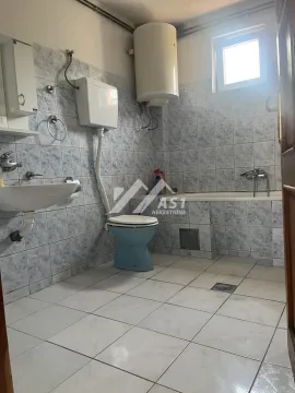 Izdavanje, četvorosoban stan, 100m², Adice, Novi Sad Sve Podlokacije - image 6
