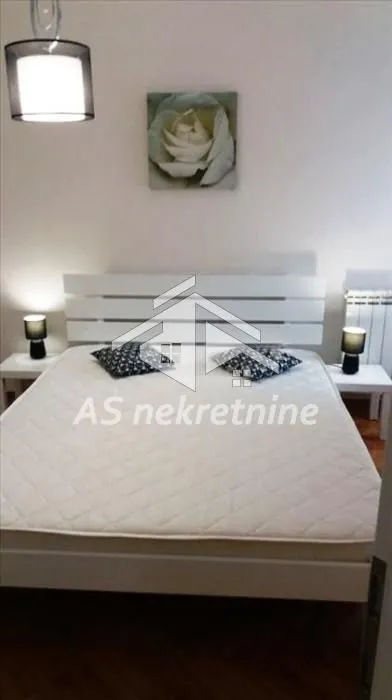 Rent, two bedroom apartment, 55m², Retenzija, Beograd