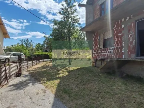 Prodaja, kuća, 250m², Crnče, Jagodina - image 17