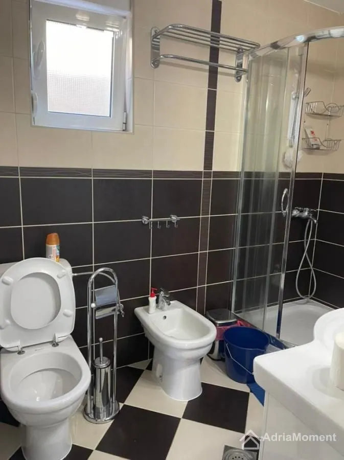 Prodaja, kuća, 350m², Baošići, Herceg Novi