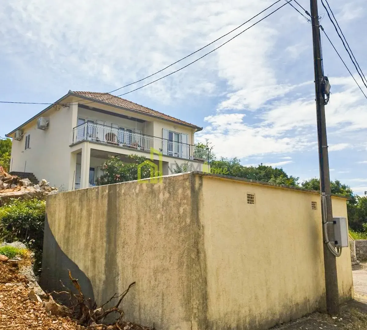 Rent, house, 170m², Lješevići, Kotor