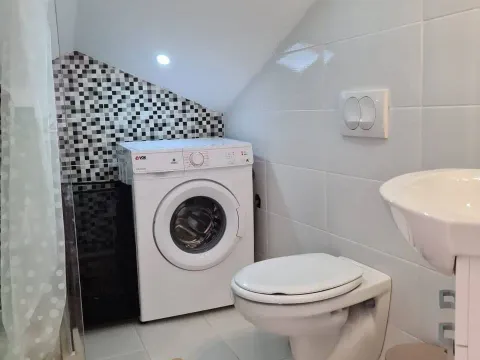 Rent, two bedroom apartment, 61m², Podkošljun, Budva - image 7