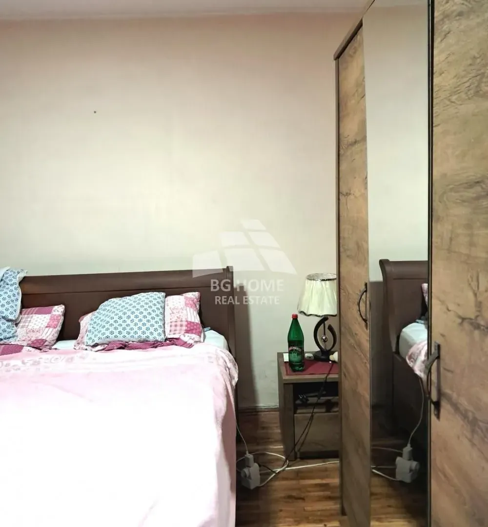 Prodaja, kuća, 52m², Uciteljsko Naselje, Zvezdara Sve Podlokacije