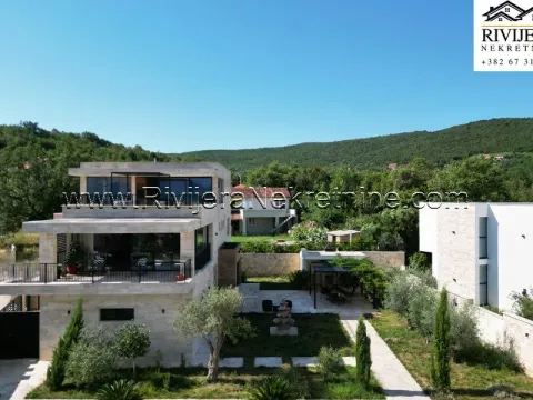 Sale, house, 385m², Kubasi, Kotor - image 15