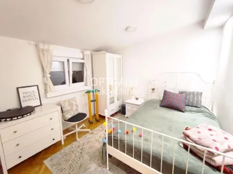 Prodaja, četvorosoban stan, 65m², Filmski Grad, Beograd - image 7