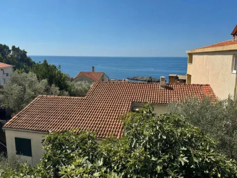 Sale, two bedroom apartment, 45m², Sveti Stefan, Budva - image 3