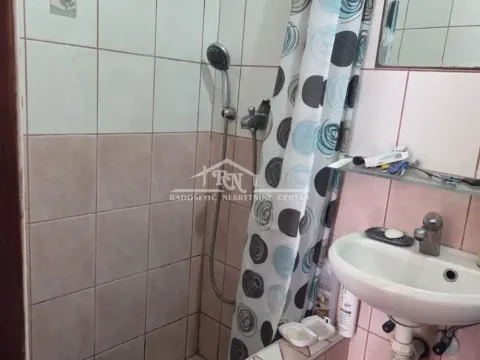 Prodaja, jednosoban stan, 98m², Trošarina, Voždovac Sve Podlokacije - image 4