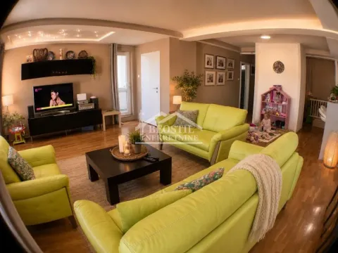 Sale, four bedroom apartment, 157m², Lion, Zvezdara Sve Podlokacije - image 1
