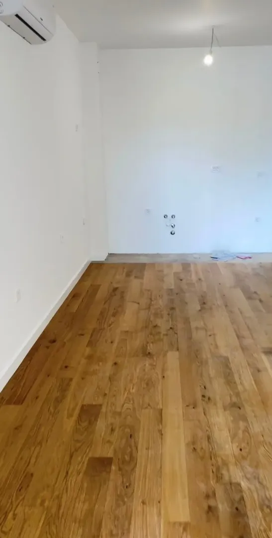 Prodaja, jednosoban stan, 54m², Centar, Bar