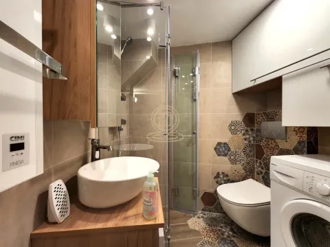 Izdavanje, dvosoban stan, 43m², Stari Grad, Beograd - image 8