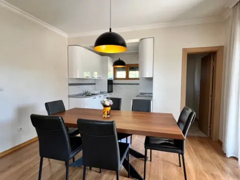 Sale, house, 200m², Rogami, Podgorica - image 7