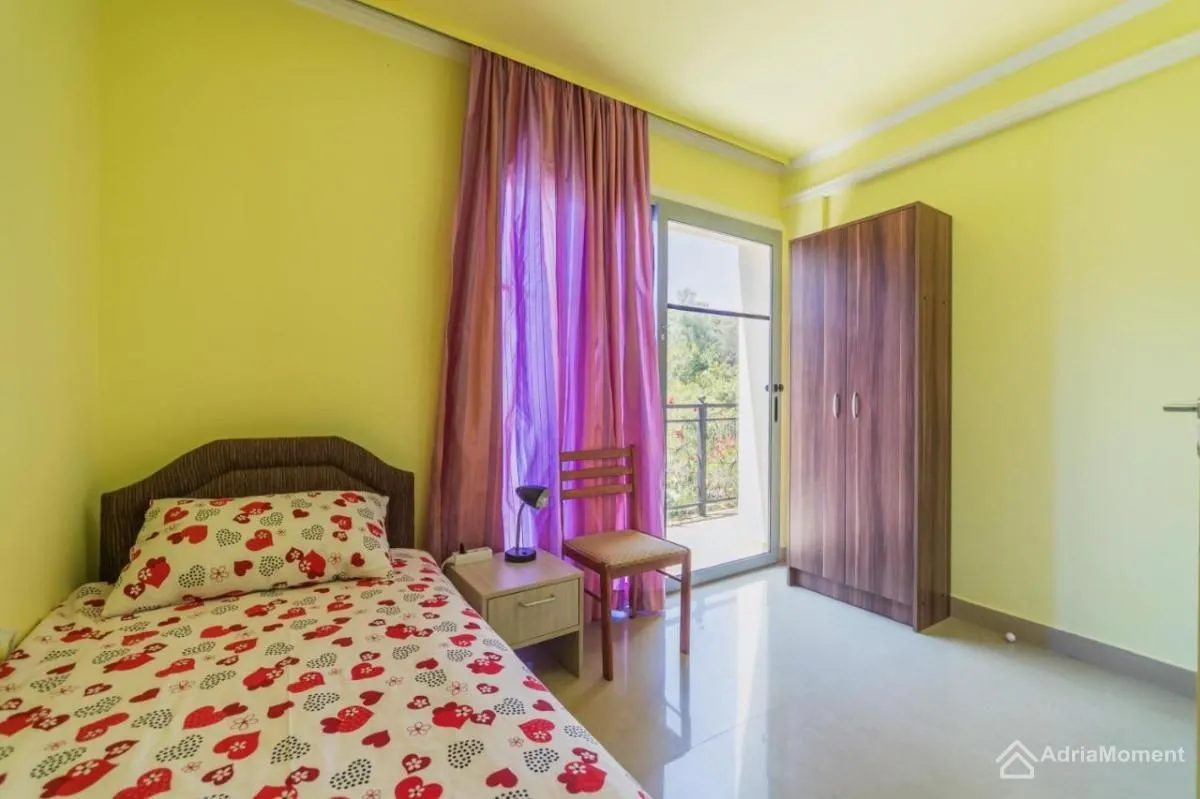 Sale, house, 220m², Đuraševići, Tivat