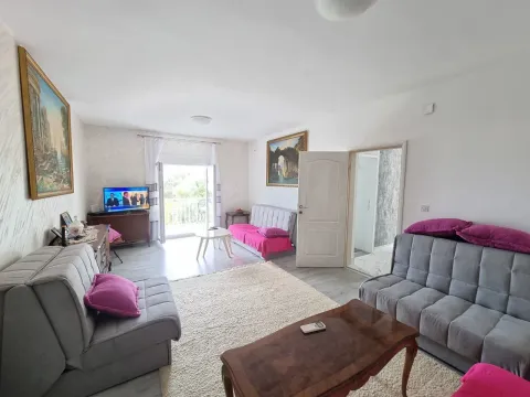 Rent, two bedroom apartment, 120m², Sveti Stefan, Budva - image 6