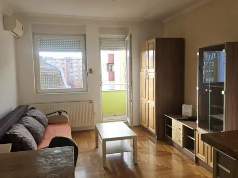 Stan in Nova Detelinara