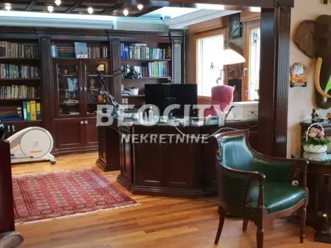 Izdavanje, četvorosoban stan, 200m², Stari Merkator, Novi Beograd Sve Podlokacije - image 3