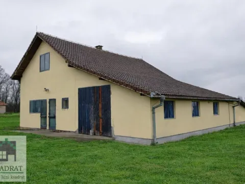 Izdavanje, poslovni prostor, 180m², Obrenovac, Beograd - image 2