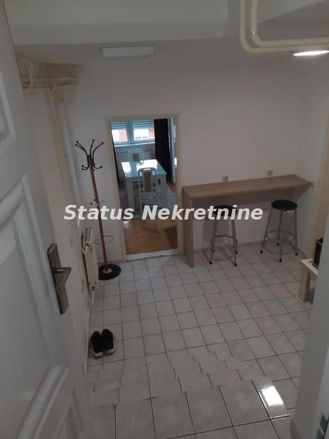 Izdavanje, jednosoban stan, 39m², Liman 1, Novi Sad Sve Podlokacije