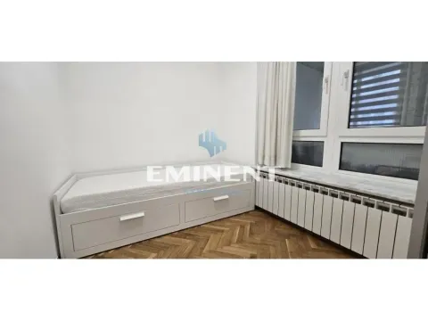 Izdavanje, trosoban stan, 97m², Slavija, Vračar Sve Podlokacije - image 6