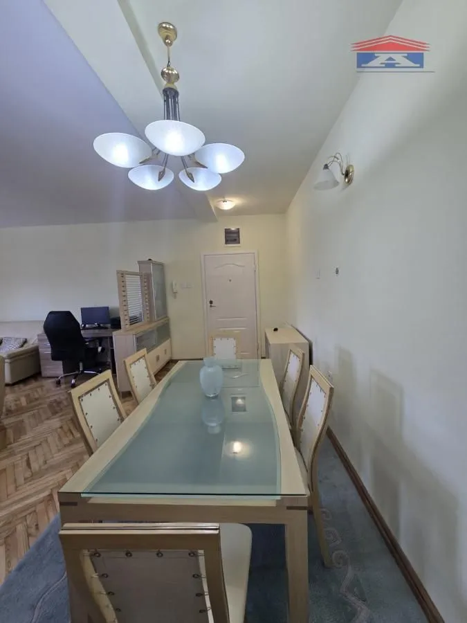 Prodaja, trosoban stan, 80m², Adamovićevo Naselje, Novi Sad Sve Podlokacije
