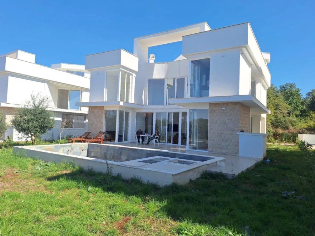  House for Sale, 467m2, Jaz, Budva