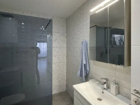 Sale, three bedroom apartment, 103m², Loznica, Srbija - image 11