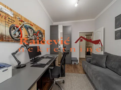 Prodaja, trosoban stan, 78m², Lipov Lad, Zvezdara Sve Podlokacije - image 20