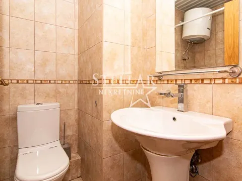 Sale, four bedroom apartment, 193m², Kruševac, Podgorica - image 16