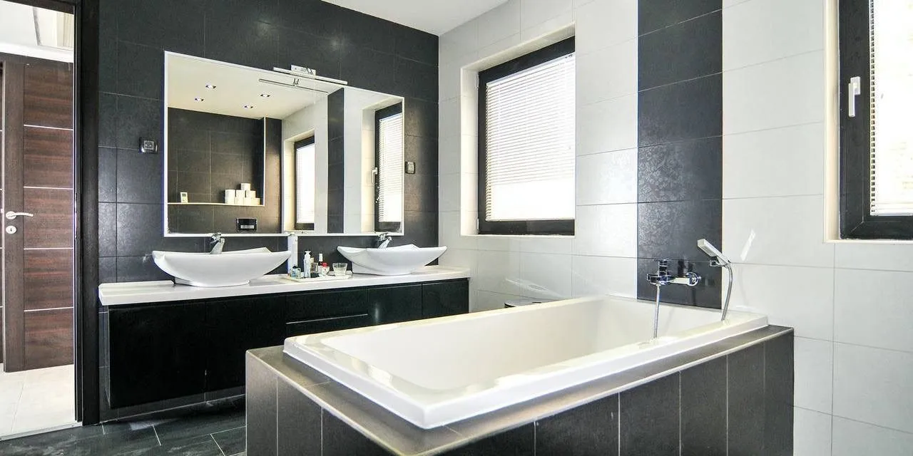Rent, house, 354m², Bogišići, Tivat