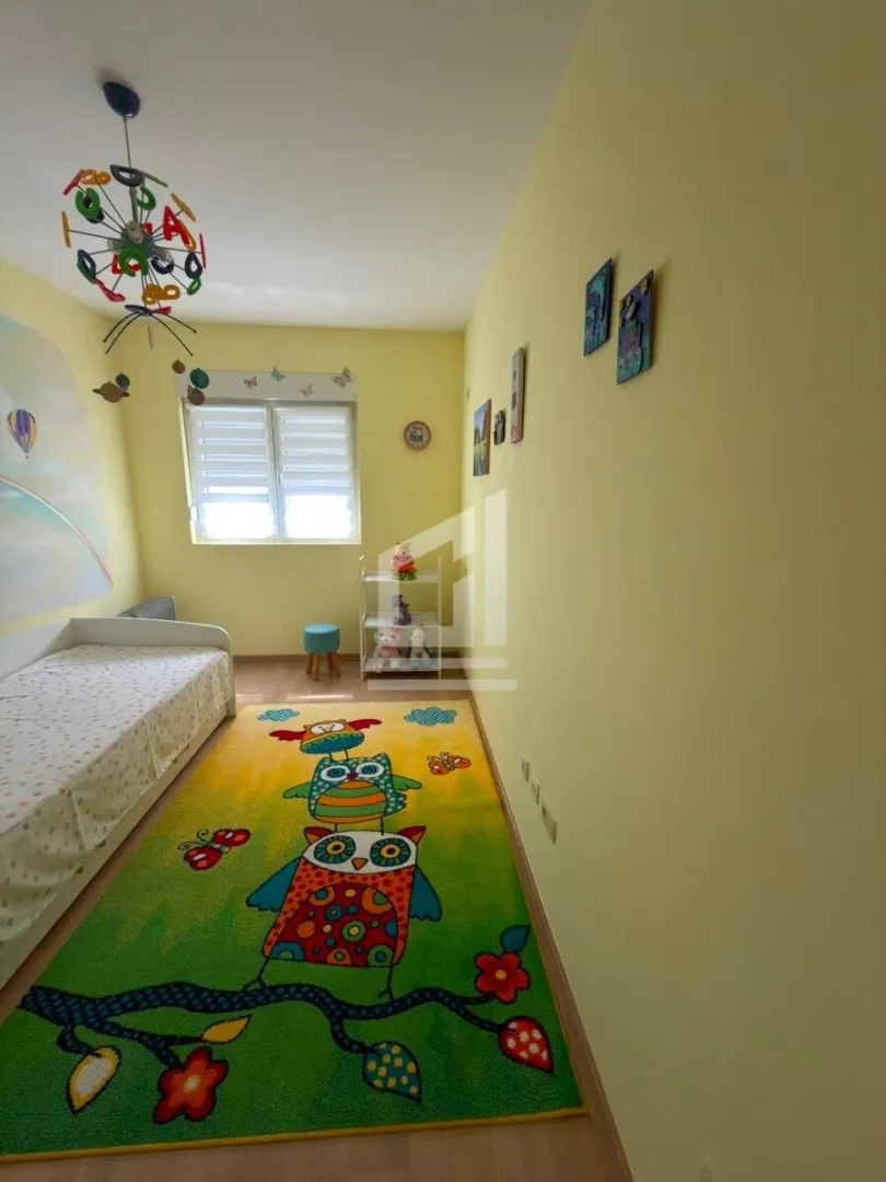 Izdavanje, dvosoban stan, 70m², City Kvart, Podgorica