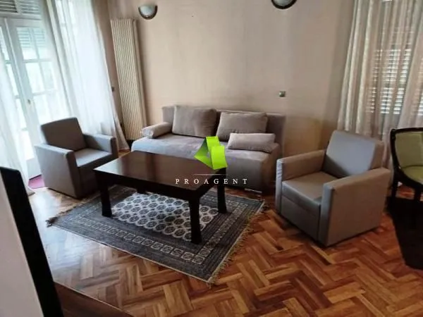 Izdavanje, kuća, 250m², Centar, Kruševac