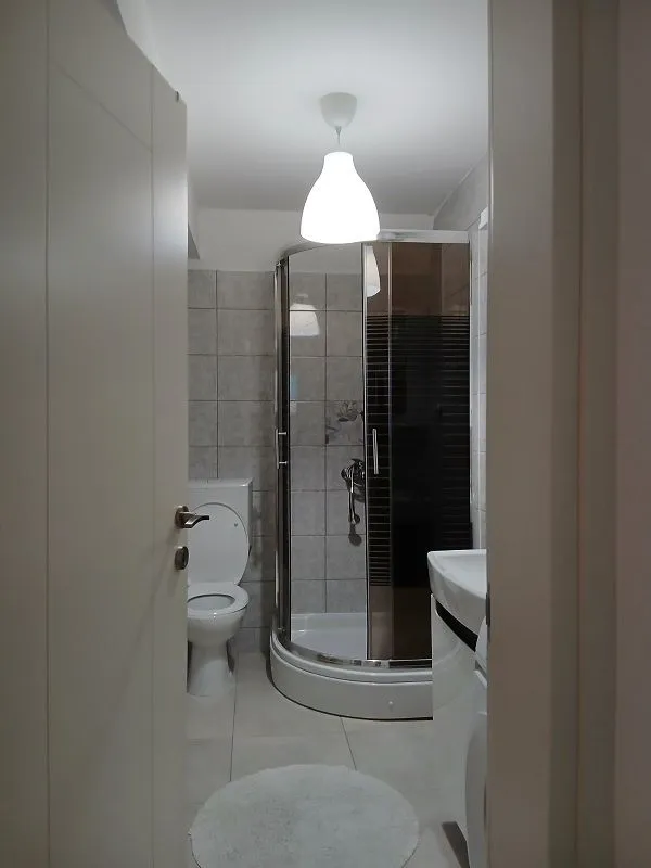 Izdavanje, dvosoban stan, 42m², Jajinci, Voždovac Sve Podlokacije