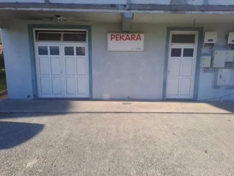 Izdavanje, poslovni prostor, 60m², Zagorič, Podgorica - image 9