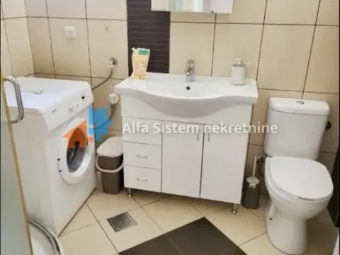 Izdavanje, trosoban stan, 75m², Banovo Brdo, Beograd - image 20