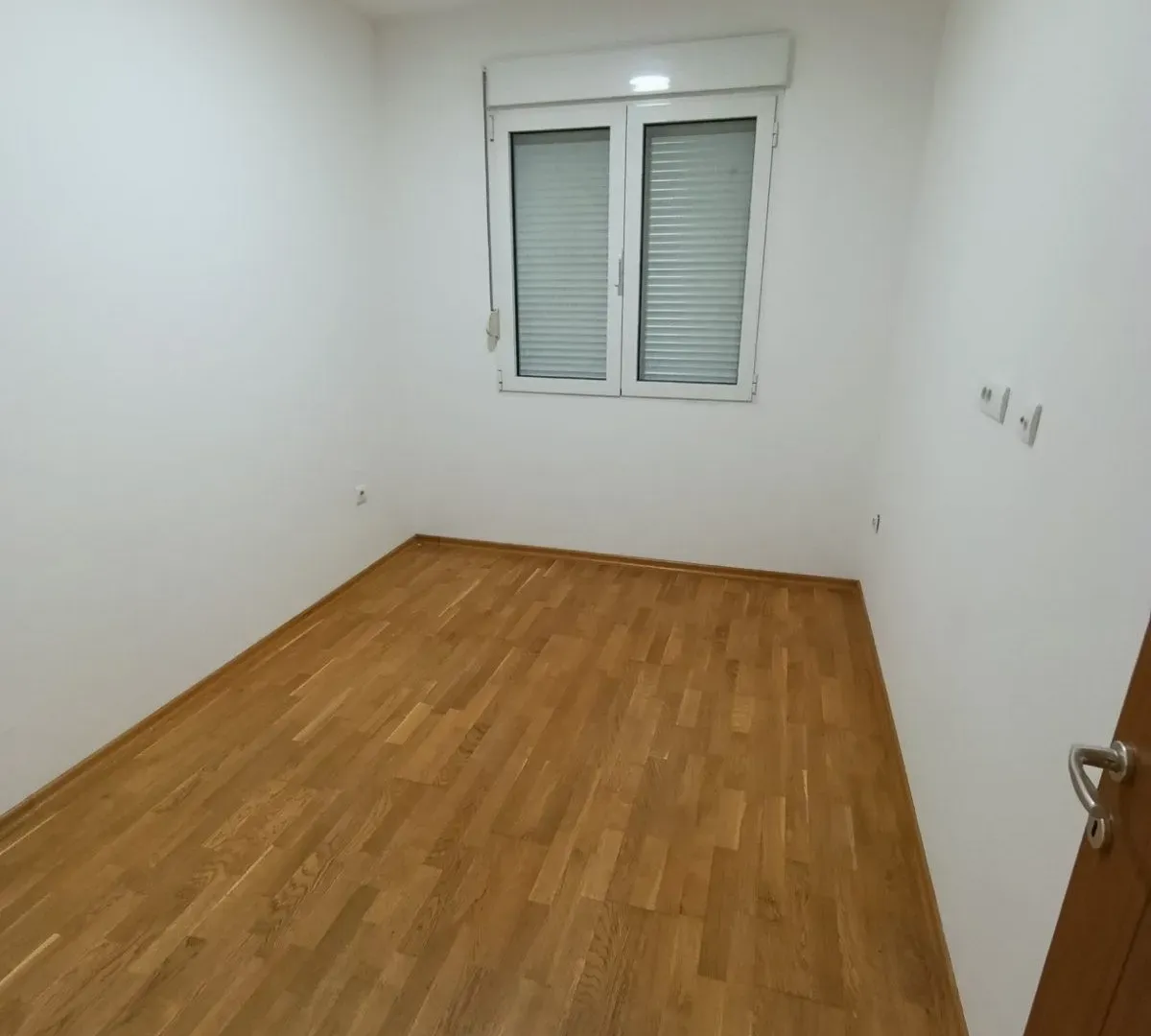Prodaja, jednosoban stan, 43m², Blok 6, Podgorica