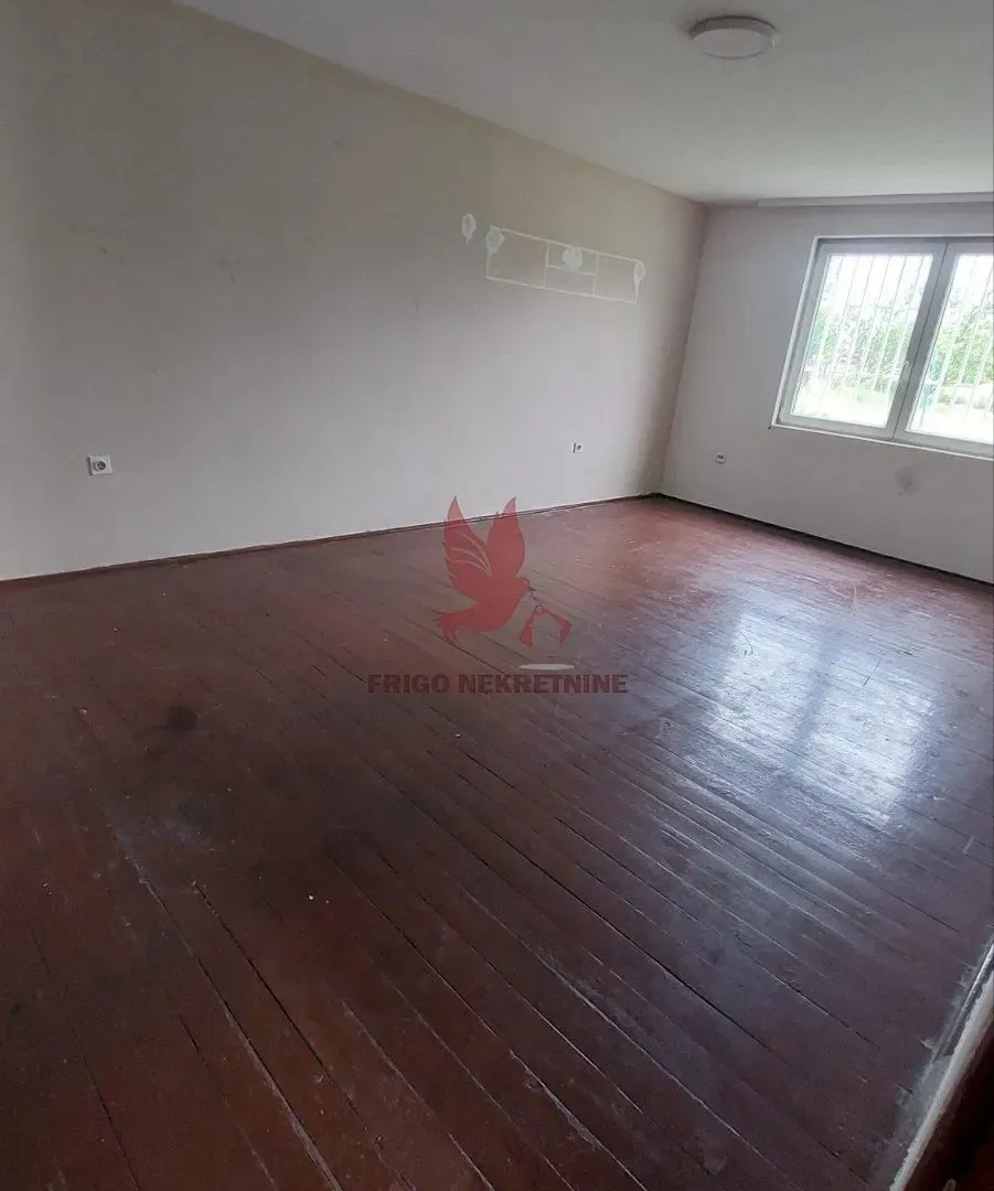 Sale, house, 214m², Mladenovac, Beograd
