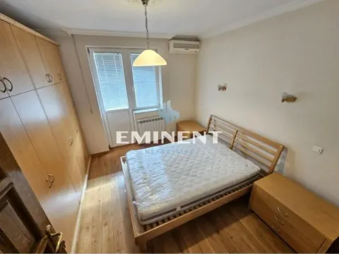 Izdavanje, četvorosoban stan, 115m², Savski Venac, Beograd - image 8