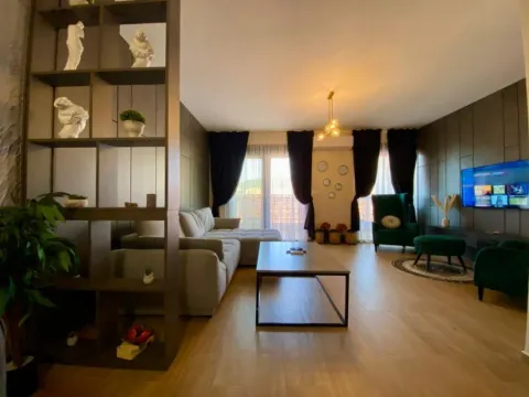 Izdavanje, dvosoban stan, 92m², Rafailovići, Budva - image 4