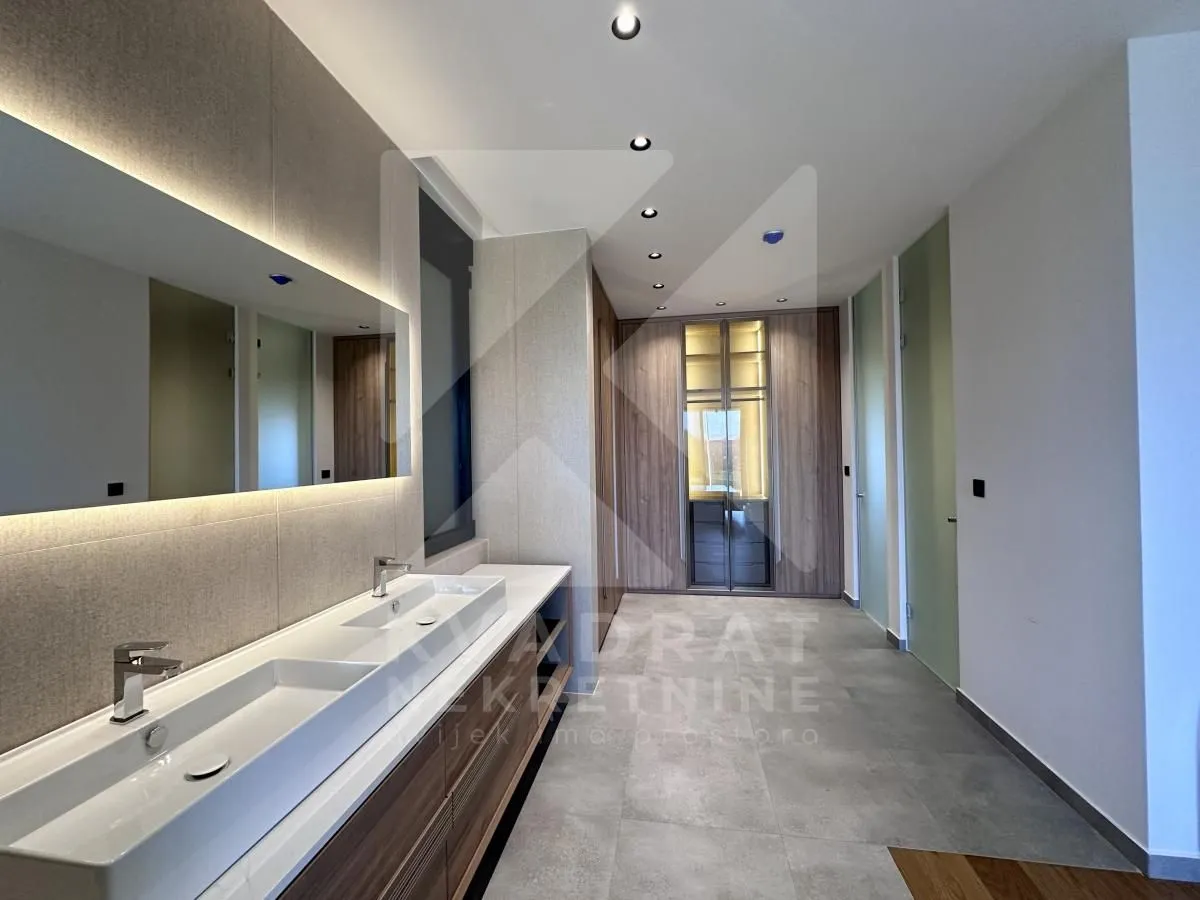 Rent, house, 230m², Gornja Gorica, Podgorica