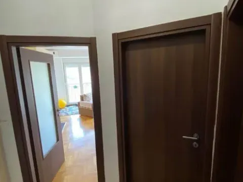 Sale, one bedroom apartment, 40m², Stari Aerodrom, Podgorica - image 9