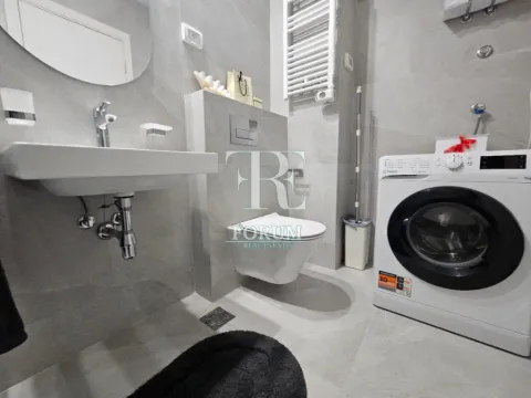 Izdavanje, jednosoban stan, 40m², Central Point, Podgorica - image 10