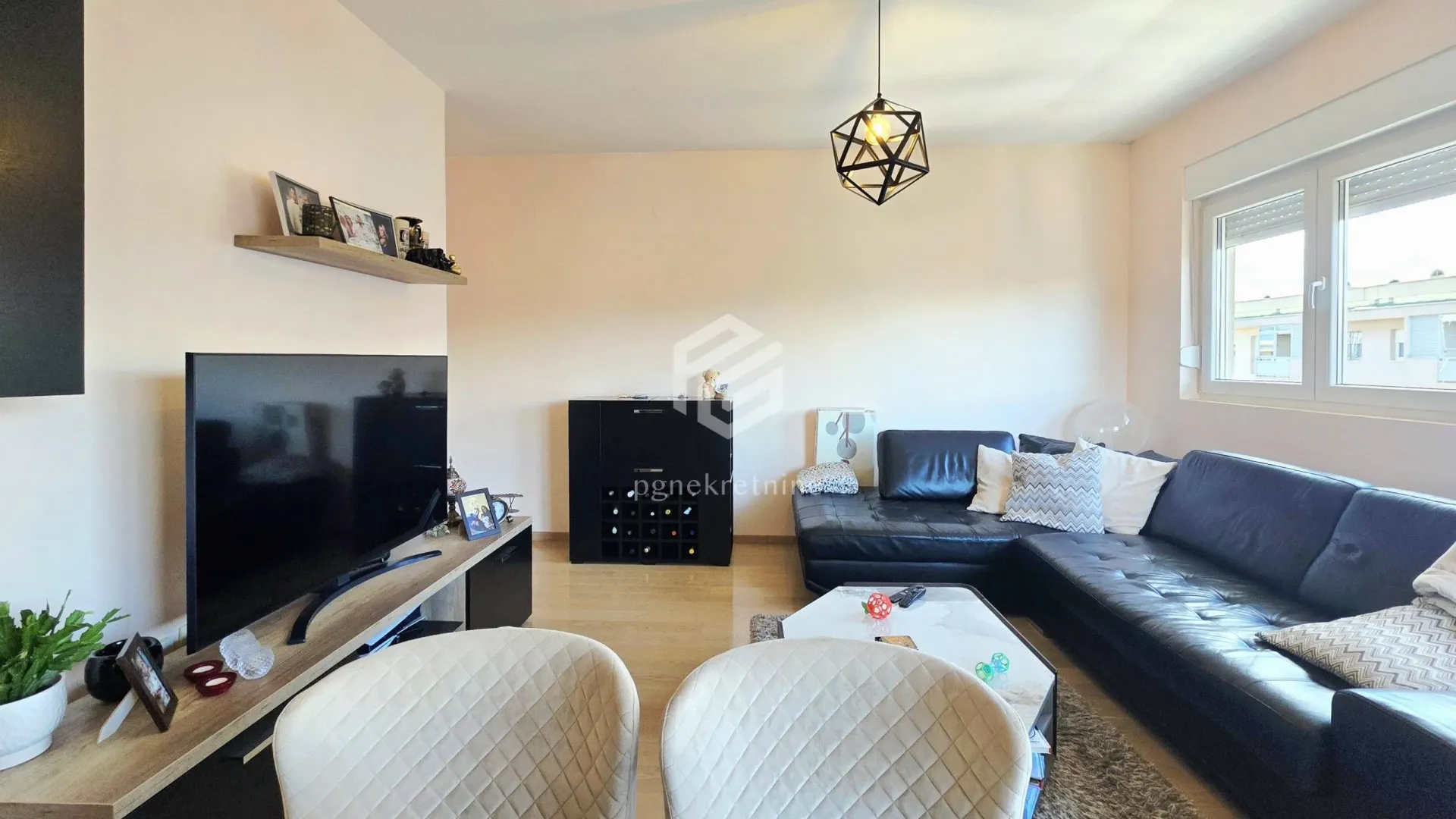Prodaja, jednosoban stan, 53m², City Kvart, Podgorica