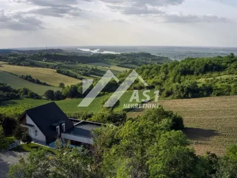 Izdavanje, kuća, 200m², Petrovaradin, Novi Sad - image 10