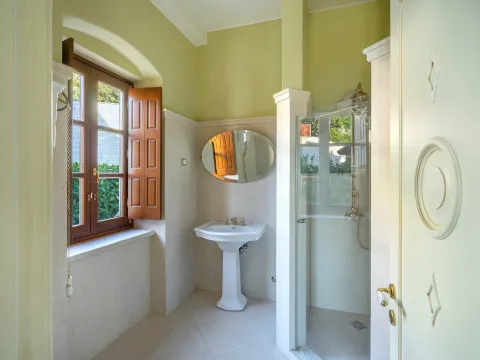 Sale, house, 470m², Reževići, Budva - image 22